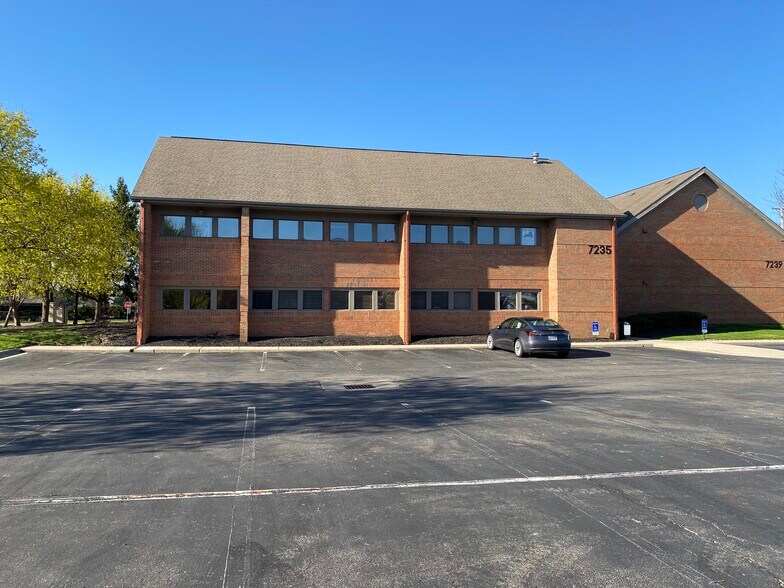 7243 Sawmill Rd, Dublin, OH for lease - Building Photo - Image 1 of 26