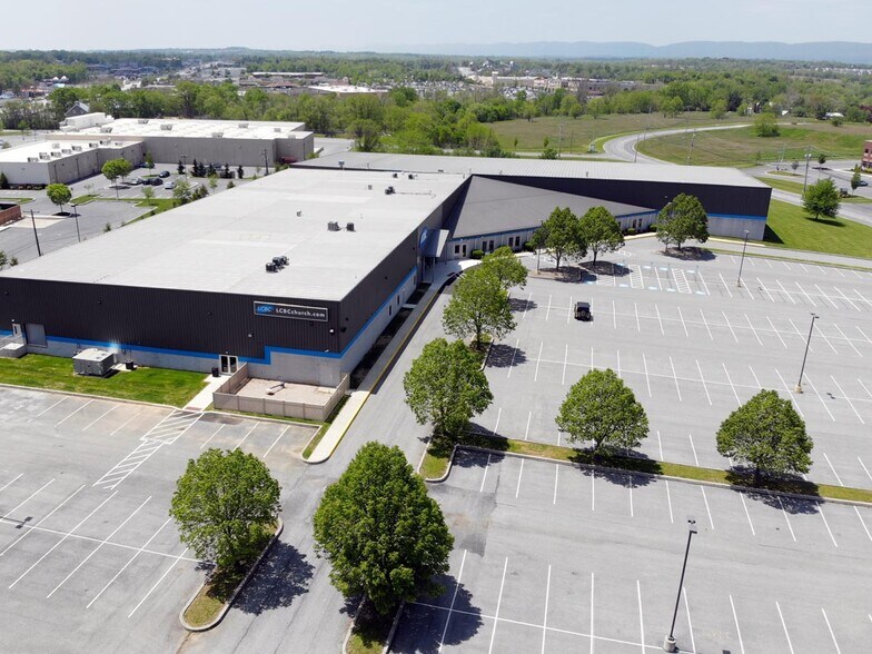 200 Lambs Gap Rd, Mechanicsburg, PA 17050