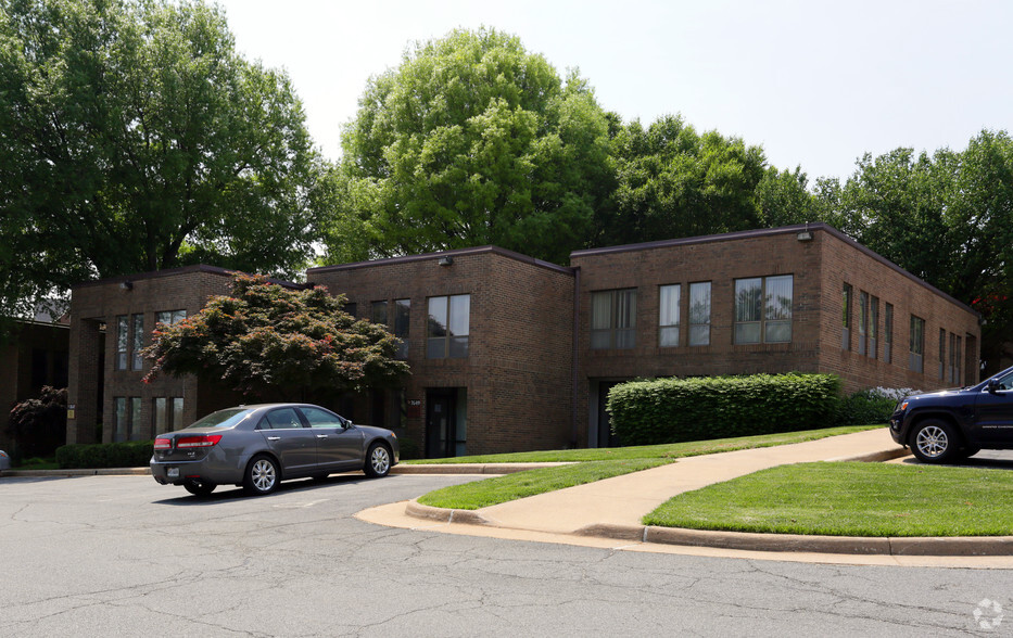 7647-7651 Leesburg Pike, Falls Church, VA for sale - Primary Photo - Image 1 of 1