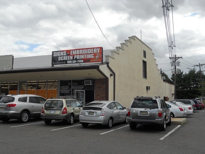 2103 Nottingham Way, Hamilton, NJ for sale Primary Photo- Image 1 of 1