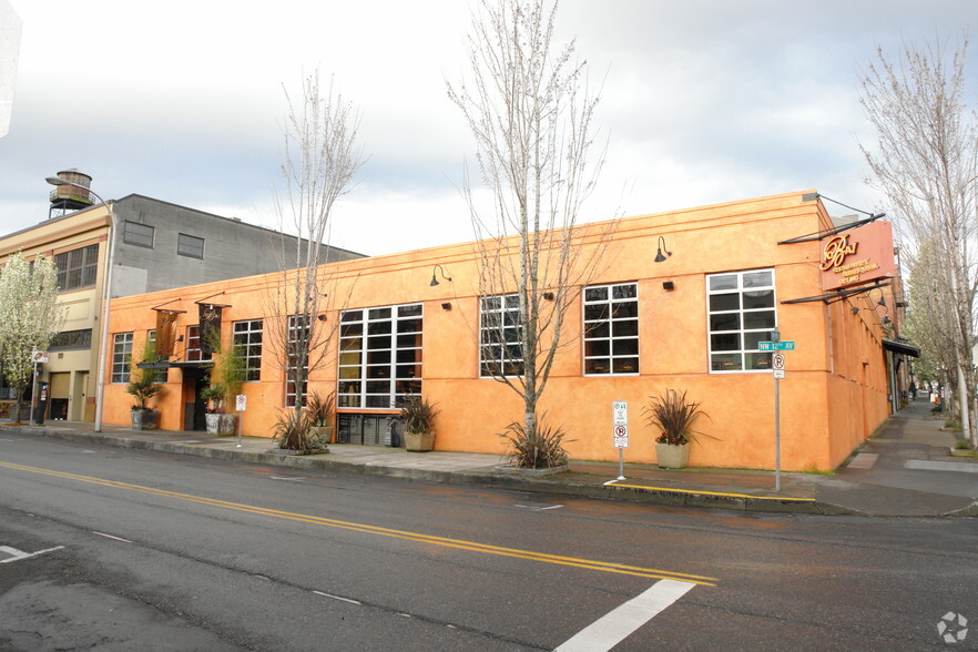 555 NW 12th Ave, Portland, OR for sale - Building Photo - Image 1 of 7