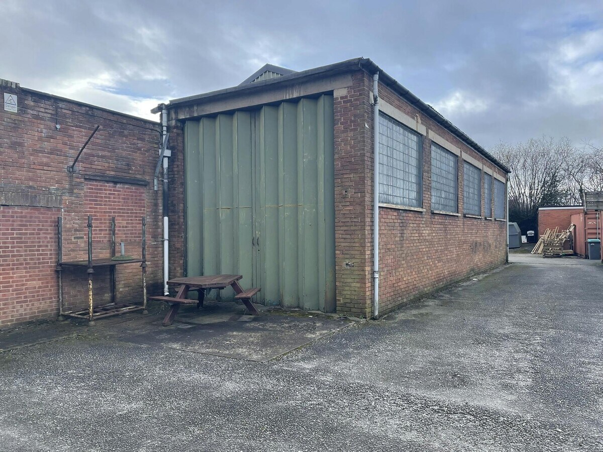 141 Holt Rd, Wrexham, CLW LL13 9DY Jaeger House