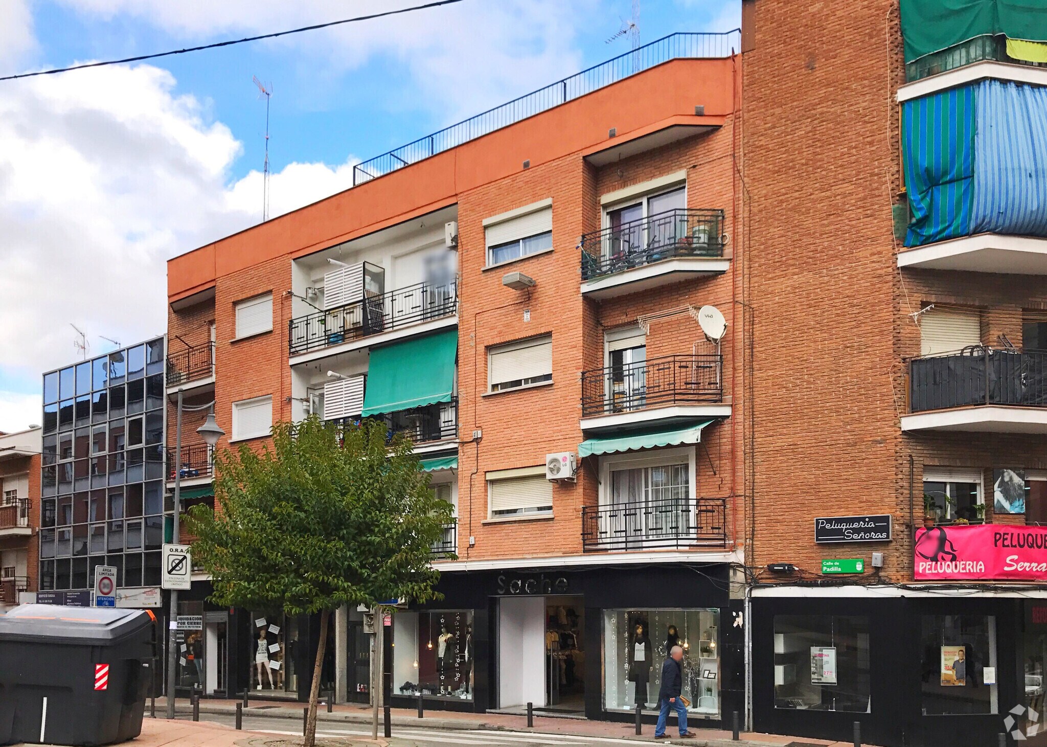 Calle Padilla, 4, Alcobendas, Madrid for sale Primary Photo- Image 1 of 1