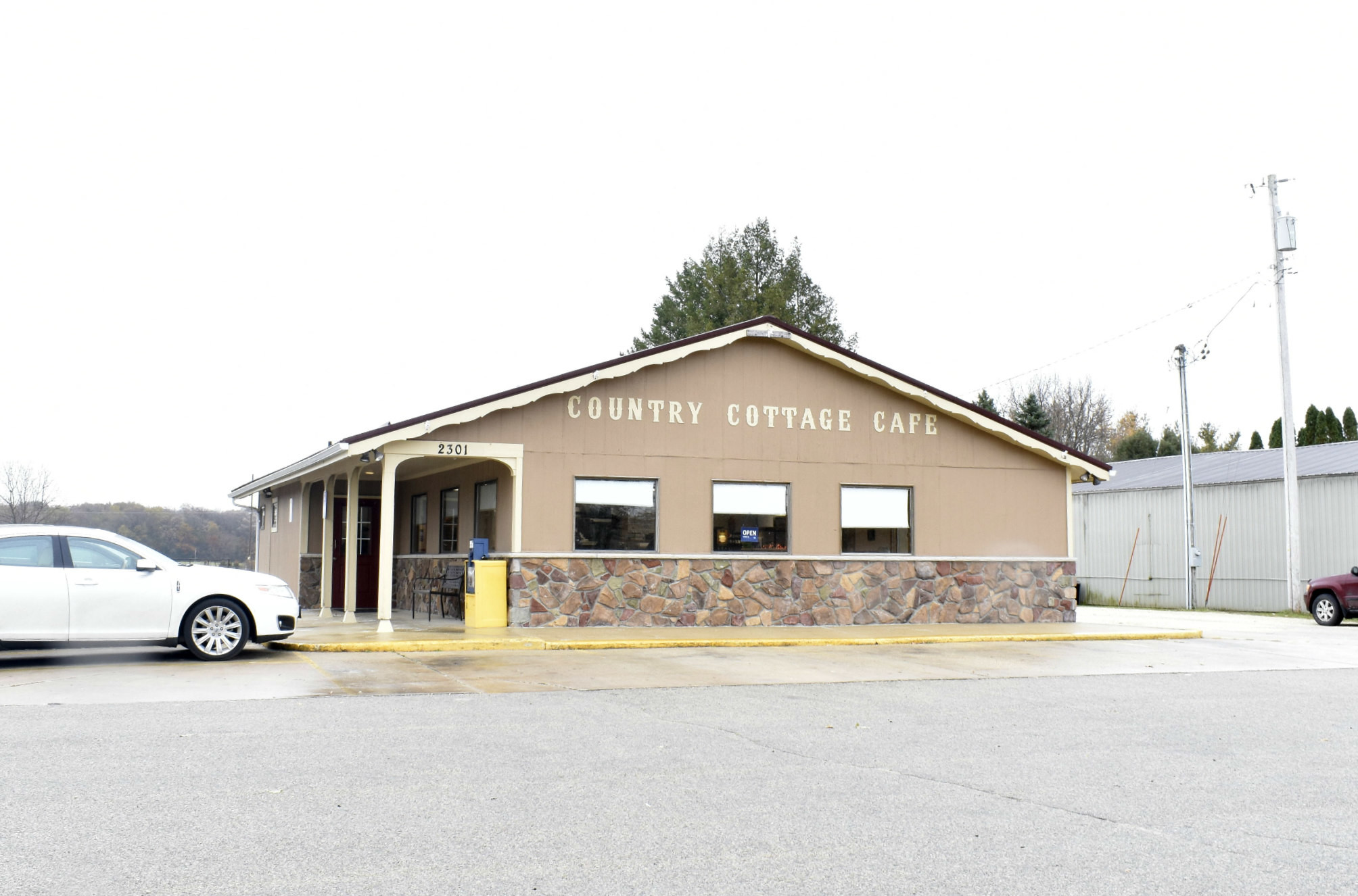 2301 S Frederick Ave, Oelwein, IA for sale Building Photo- Image 1 of 1