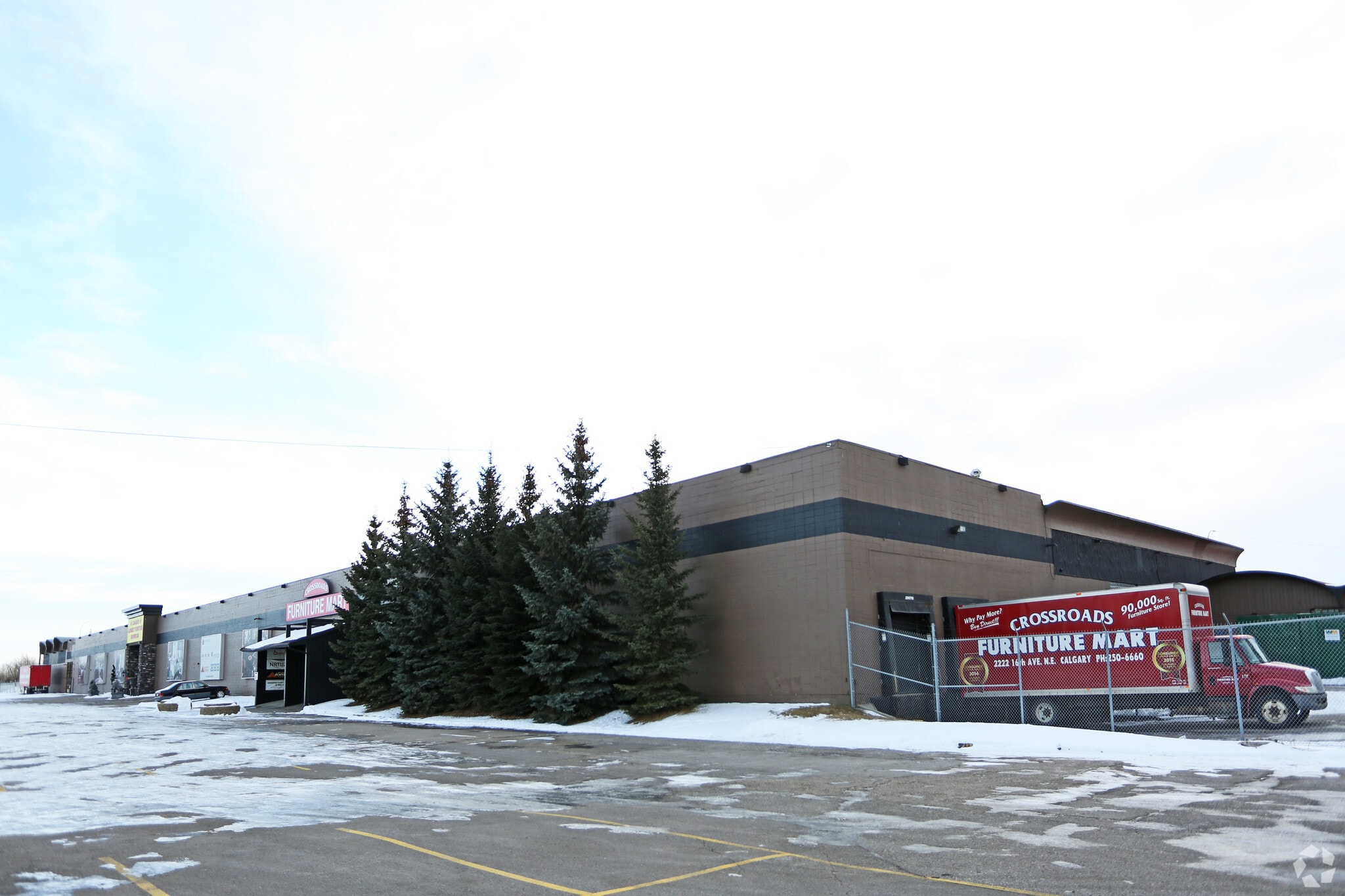 2222 16 Ave NE, Calgary, AB T2E 1L5 Industrial for Lease