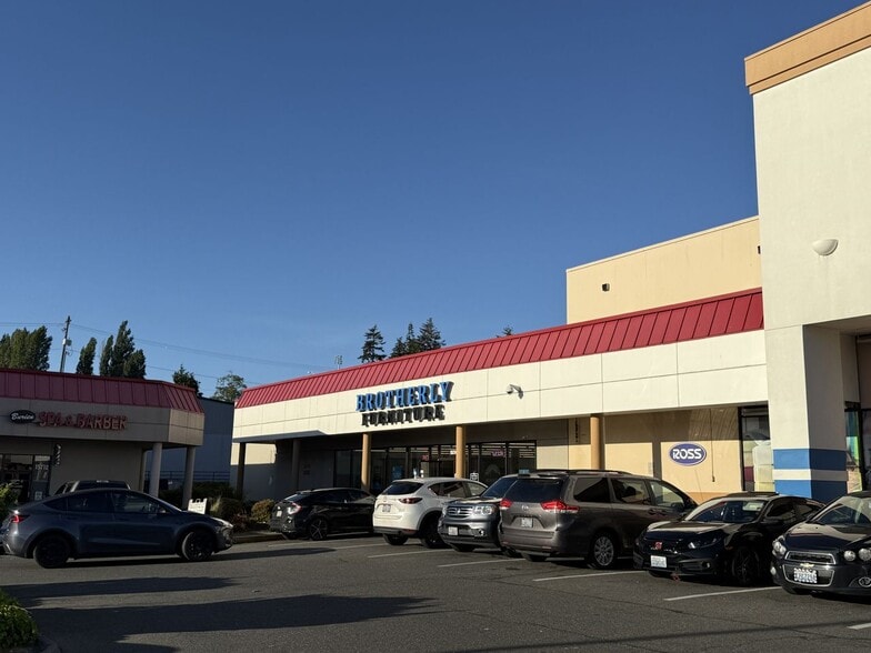 15702-15728 1st Ave S, Burien, WA for lease - Building Photo - Image 2 of 6