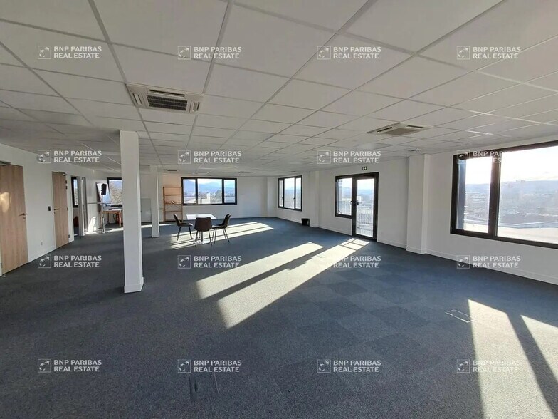 Office in Annecy for sale - Building Photo - Image 1 of 1
