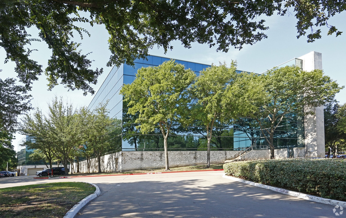 2400 N Glenville Dr, Richardson, TX 75082 Property Record