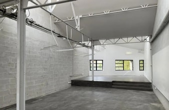 Office in Cachan for lease Building Photo- Image 2 of 5