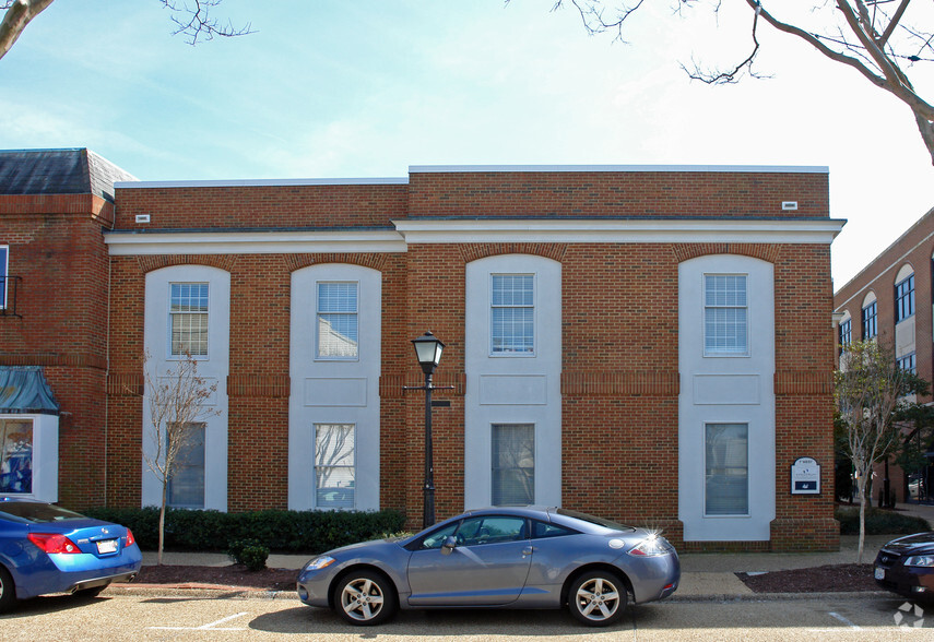 7 W Queens Way, Hampton, VA for lease - Building Photo - Image 3 of 10