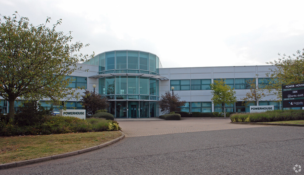 Harrison Clos, Milton Keynes for lease - Primary Photo - Image 1 of 5