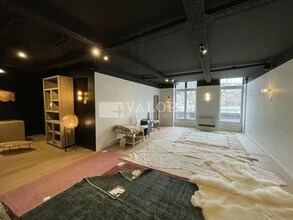 Retail in Lyon for lease Interior Photo- Image 2 of 6