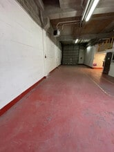 Industrial in Gennevilliers for lease Building Photo- Image 1 of 37