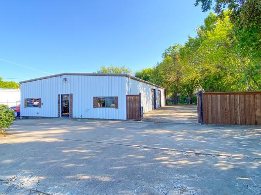 116 Austin St, Garland, TX for sale - Building Photo - Image 1 of 3