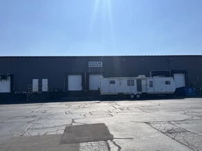 5111-5121 E ML Ave, Kalamazoo, MI for lease Interior Photo- Image 2 of 4