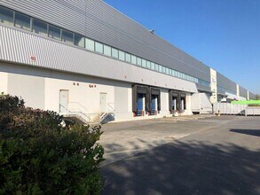Industrial in Le Plessis-Belleville for lease Building Photo- Image 1 of 4