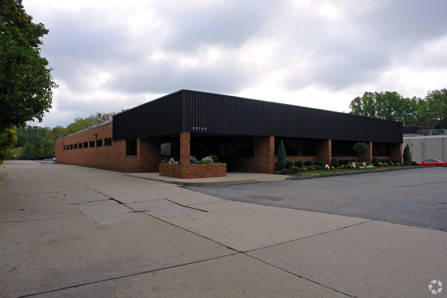 28740 Mound Rd, Warren, MI for sale - Building Photo - Image 1 of 1