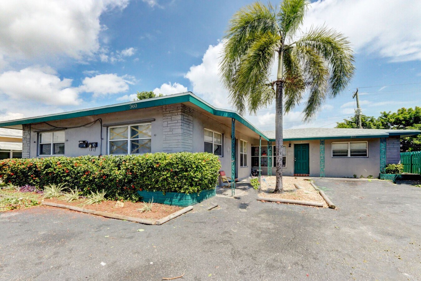 360 W Blue Heron Blvd, Riviera Beach, FL 33404