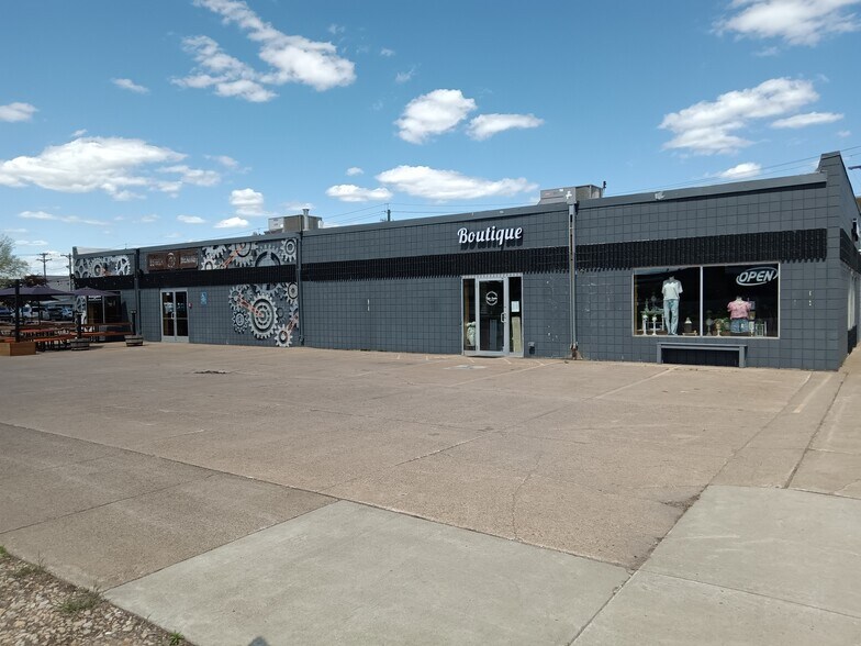105 3rd St W, Monticello, MN for sale - Building Photo - Image 1 of 1
