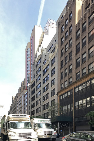 More details for 327-335 W 36th St, New York, NY - Office for Lease