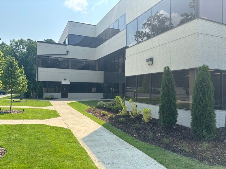 1849 Data Dr, Birmingham, AL for lease - Building Photo - Image 3 of 6