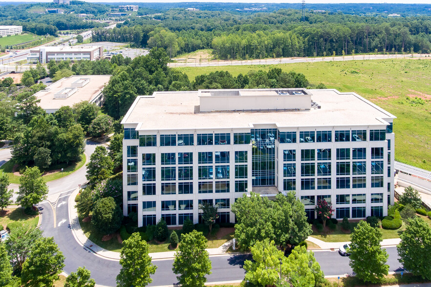 11720 Amberpark Dr, Alpharetta, GA for lease - Aerial - Image 3 of 7