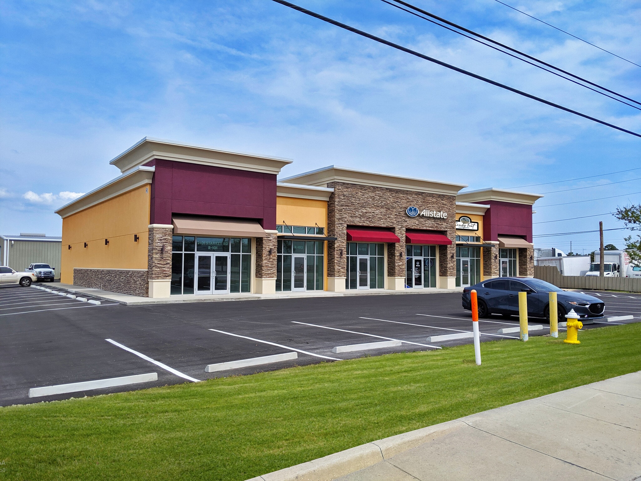 2101 Starkey Rd, Largo, FL for lease Building Photo- Image 1 of 5