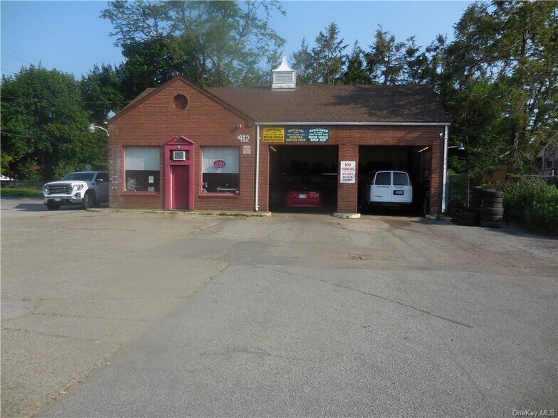 412 Blooming Grove Tpke, New Windsor Township, NY for sale - Building Photo - Image 1 of 1