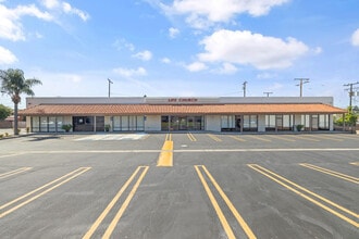 3512-3538 E Chapman Ave, Orange, CA for lease Building Photo- Image 2 of 5
