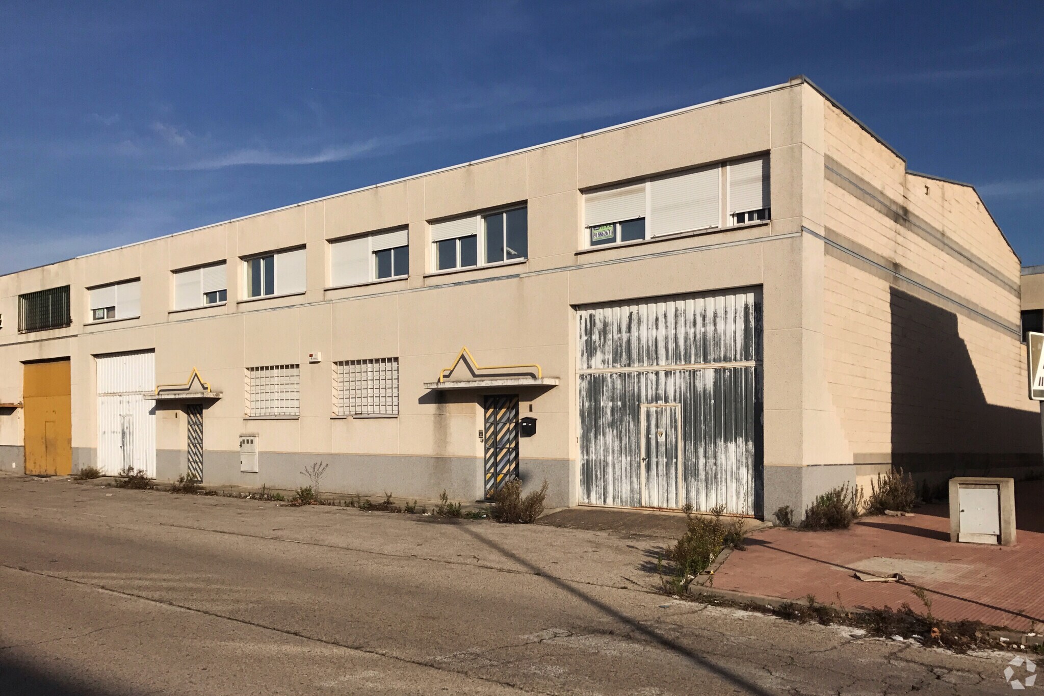 Calle Londres, 12, Torres de la Alameda, Madrid for sale Primary Photo- Image 1 of 1