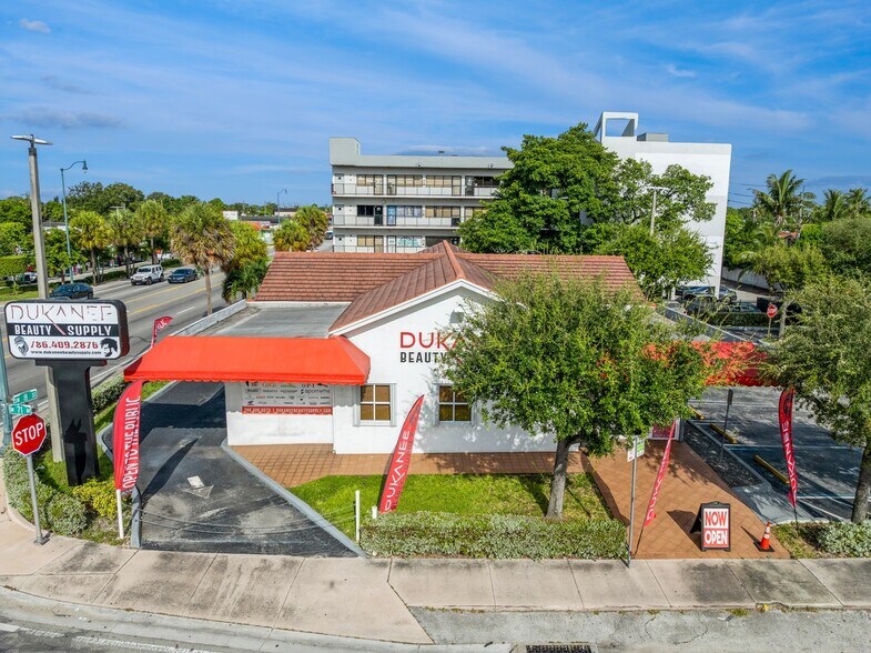 7101 SW 8th St, Miami, FL for sale - Building Photo - Image 1 of 7