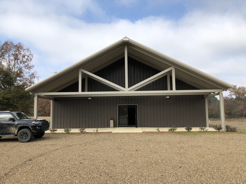 2420 Highway 80, Morton, MS for sale - Building Photo - Image 1 of 1