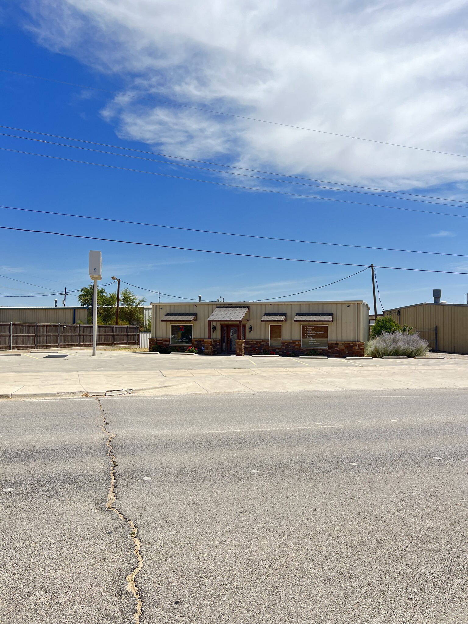 7311 Marsha Sharp Fwy, Lubbock, TX for sale Primary Photo- Image 1 of 1