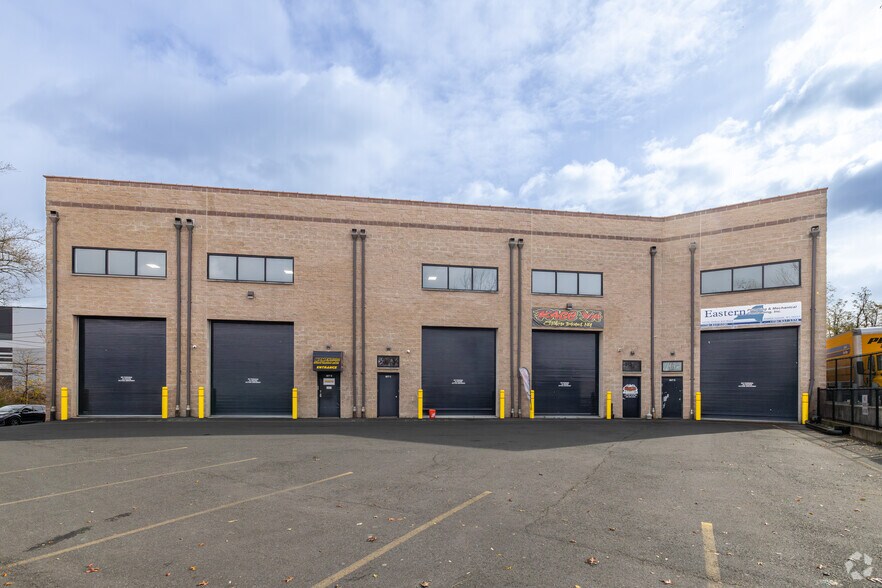 5077 Arthur Kill Rd, Staten Island, NY for sale - Building Photo - Image 1 of 1