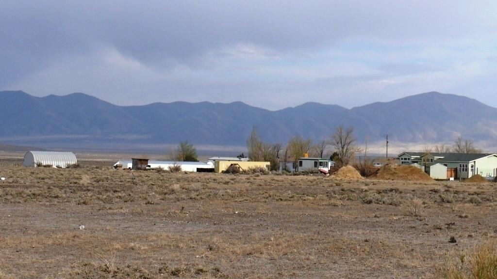 463 4th St, Crescent Valley, NV 89821