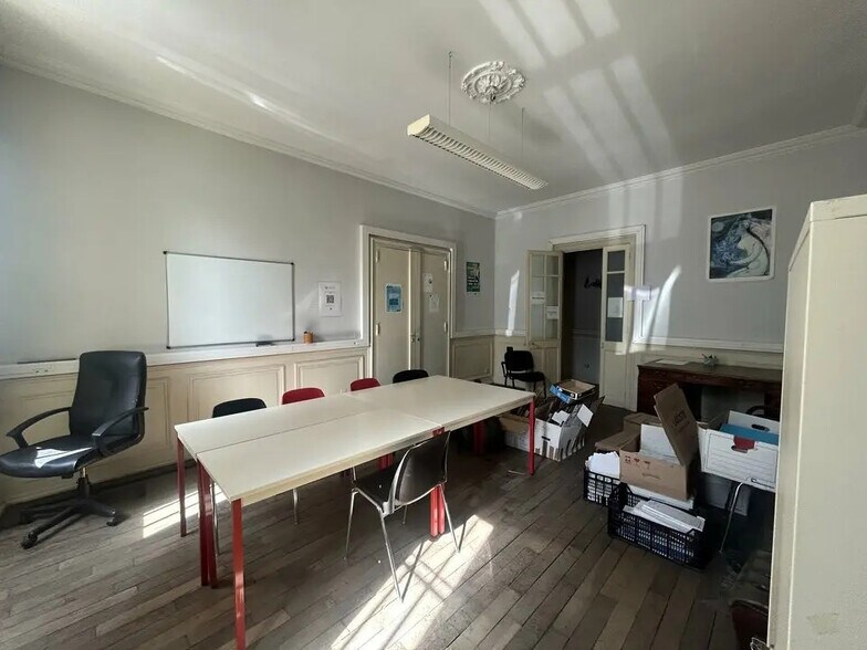 Office in Orange for lease - Interior Photo - Image 3 of 8