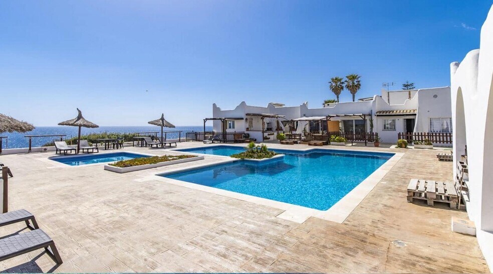 Retail in Felanitx for sale - Building Photo - Image 2 of 9