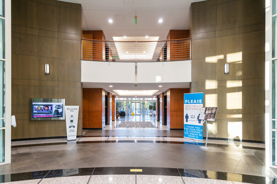 3350 SW 148th Ave, Miramar, FL for lease - Lobby - Image 3 of 4