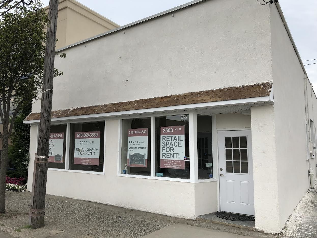 92 E Jericho Tpke, Mineola, NY for sale Building Photo- Image 1 of 1