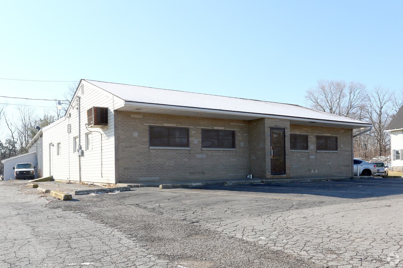 2500 N Ridge Rd, Elyria, OH 44035