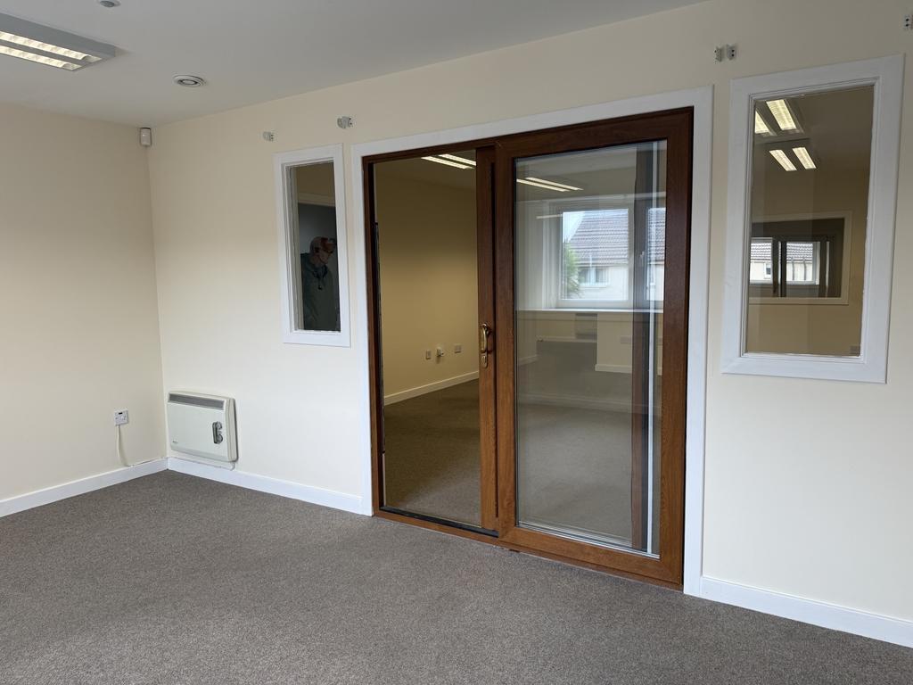 Etna Rd, Falkirk for lease Building Photo- Image 1 of 10