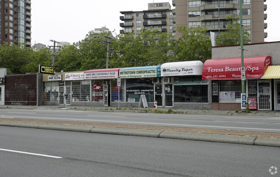 4919-4927 Kingsway, Burnaby, BC for lease - Building Photo - Image 2 of 8