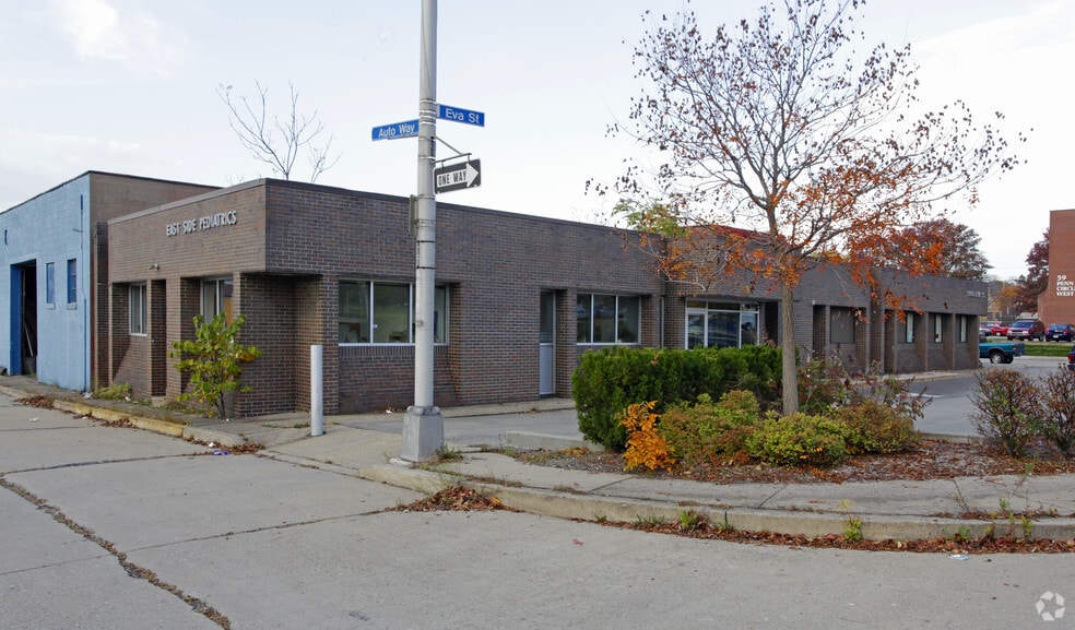 5808 Eva St, Pittsburgh, PA for sale - Building Photo - Image 2 of 2