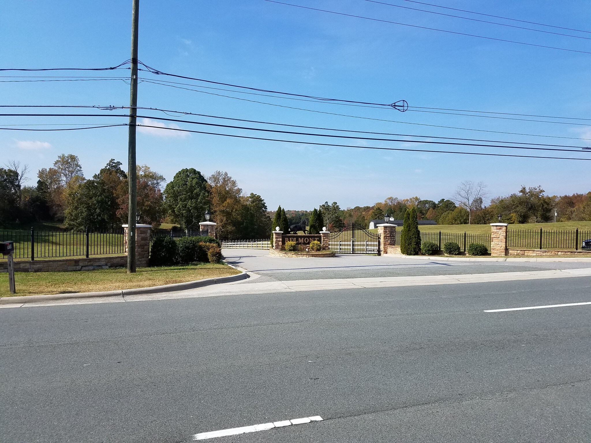 1930 Lewisville Clemmons Rd, Clemmons, NC 27012