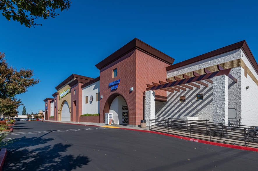 4006-4794 Manzanita Ave, Carmichael, CA for lease - Building Photo - Image 3 of 9