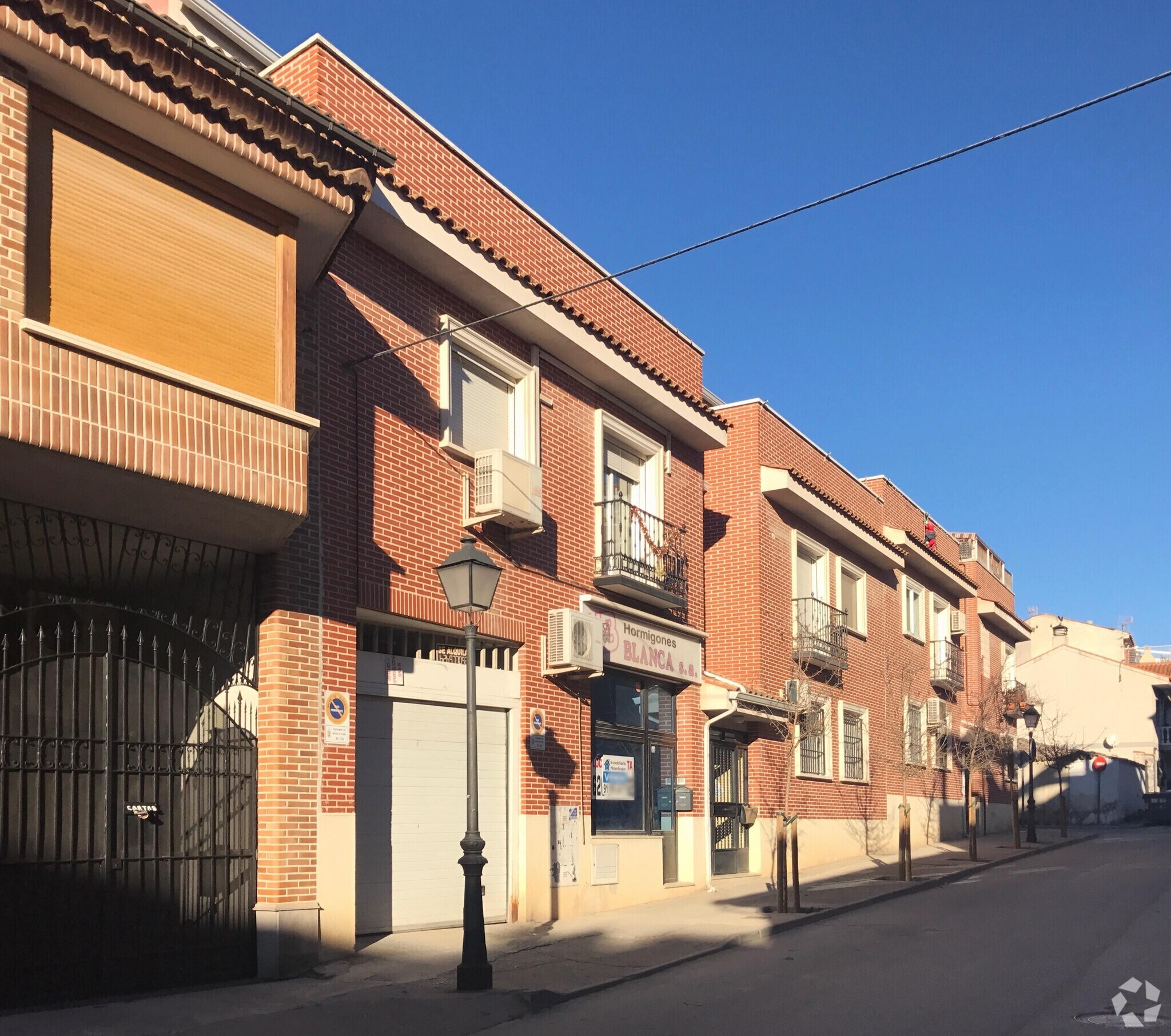 Calle Manuel Mac-Crohon, 52, Morata de Tajuña, Madrid for lease Primary Photo- Image 1 of 3