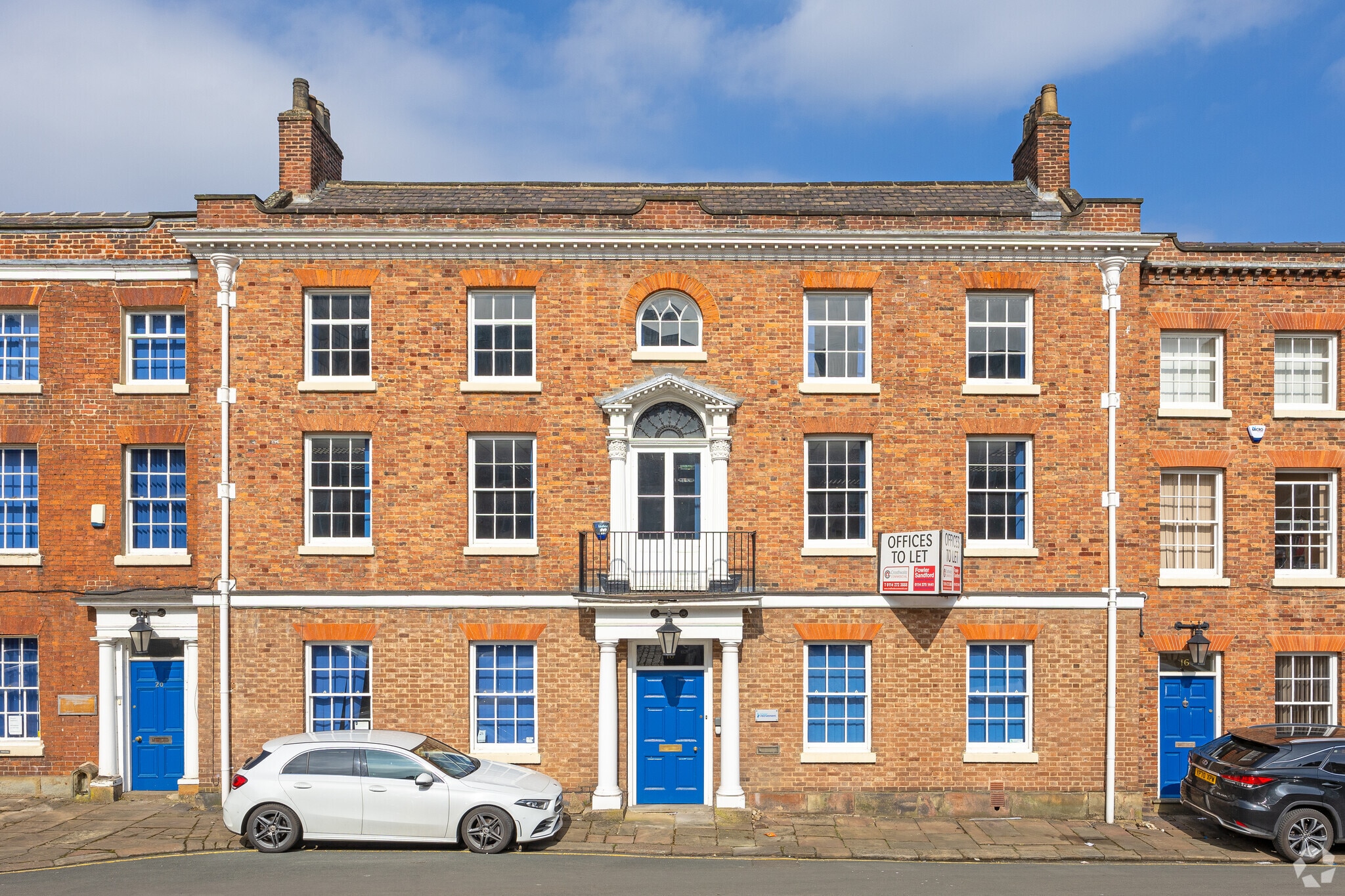 18 Paradise Sq, Sheffield for lease Primary Photo- Image 1 of 3