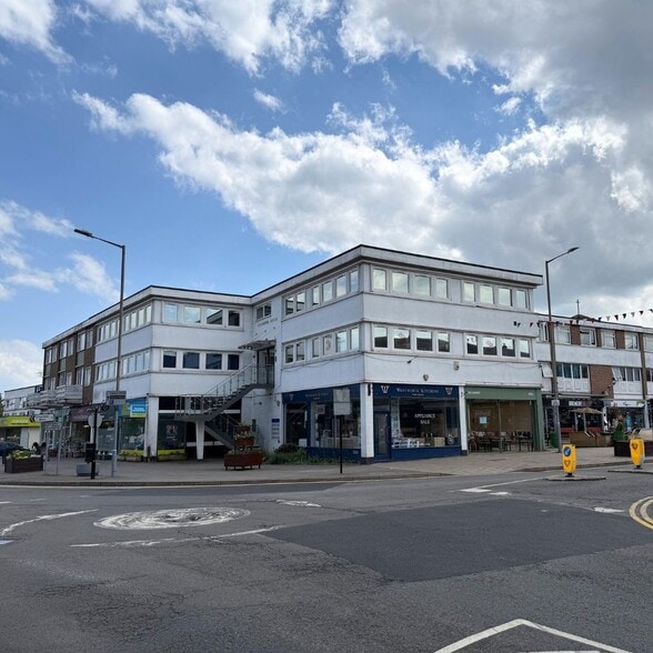 Woodside Rd, Amersham for sale - Building Photo - Image 1 of 1