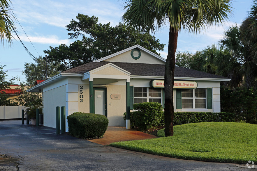 2502 Acorn St, Fort Pierce, FL for lease - Primary Photo - Image 1 of 3