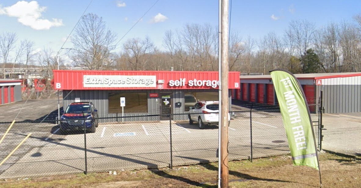 813 N Broadway, Portland, TN for lease Building Photo- Image 1 of 14